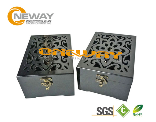 Cosmetic Packaging Boxes , Luxury Design Cardboard Packaging Perfume Box