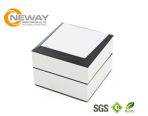 Customized Paper Gift Box , CMYK or PMS Pringting Paper Present Box with Handle / Bucket