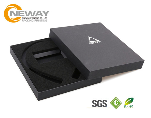 Custom Gift Boxes , Kraft Paper Fashion Paper Packing Boxes With Clear Window