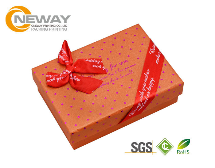 Hand Made Flower Gift Box Packaging , paper presentation boxes Pink / Black / Yellow